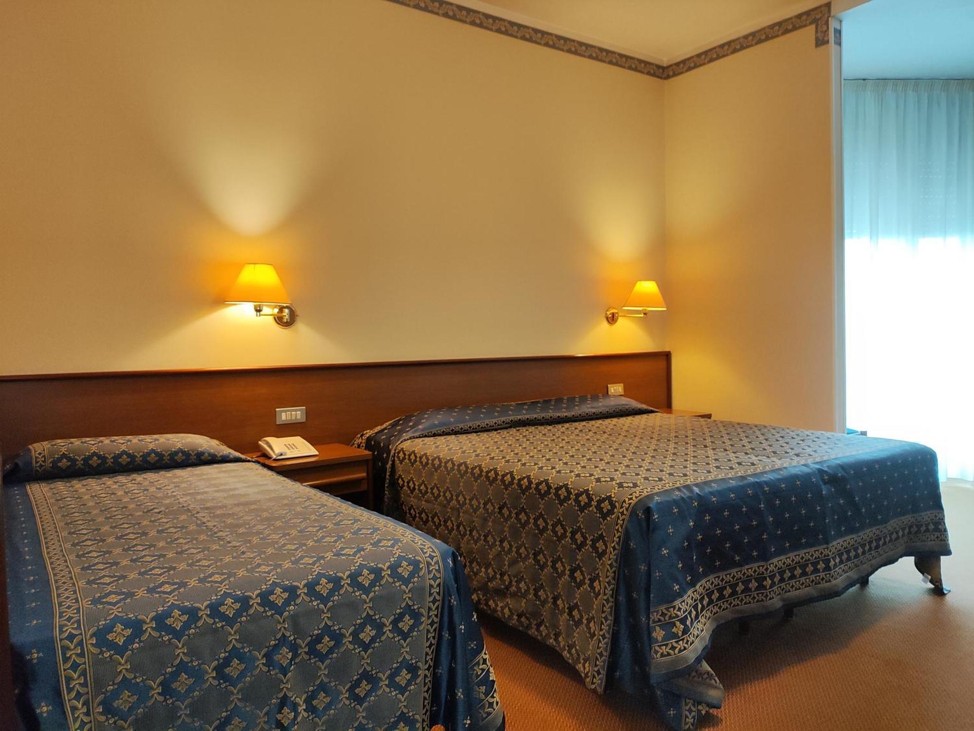 Hotel Firenze Abano Terme Exterior foto