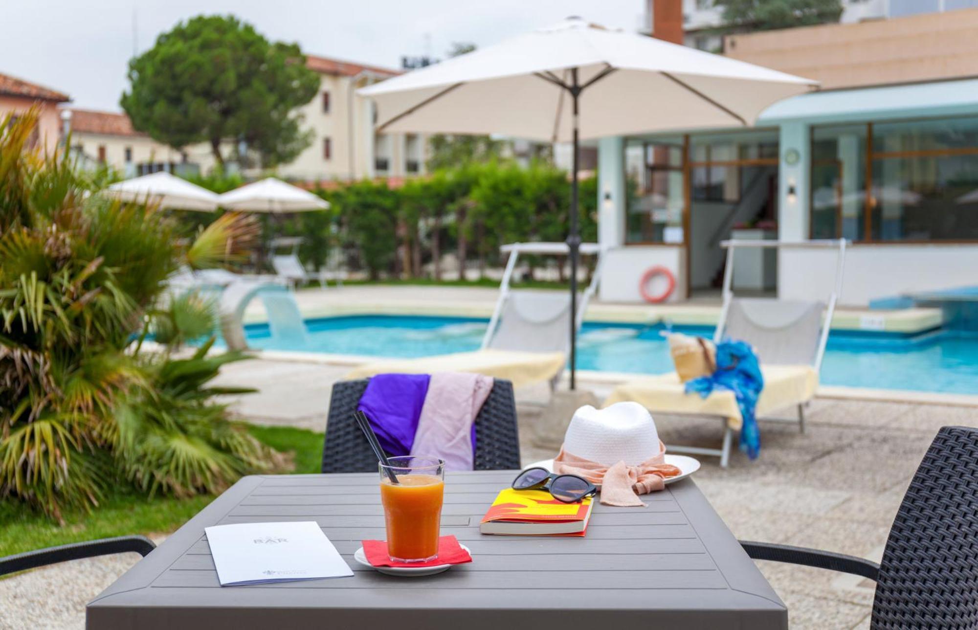 Hotel Firenze Abano Terme Exterior foto